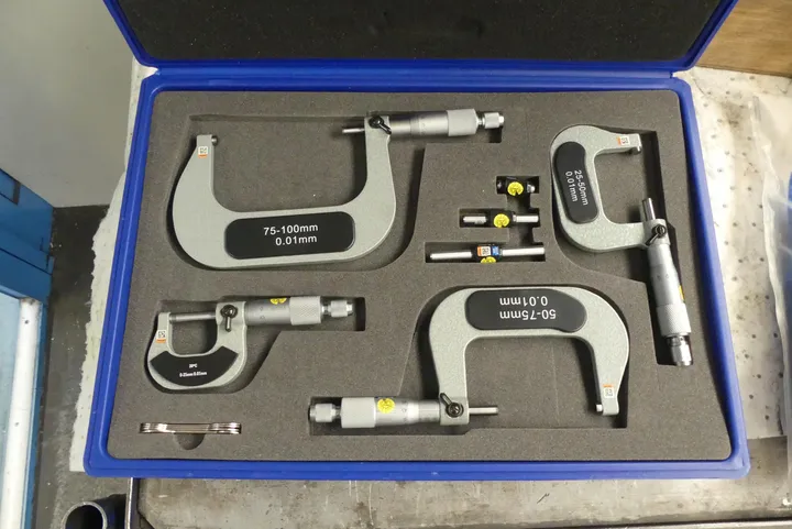 Bügelmessschrauben-Satz (Mikrometer), 0-100mm, im Koffer